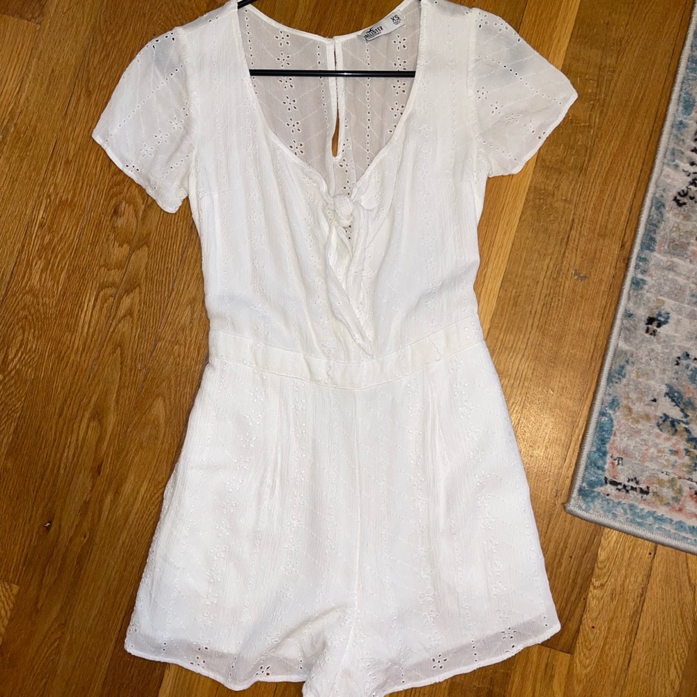 Hollister romper